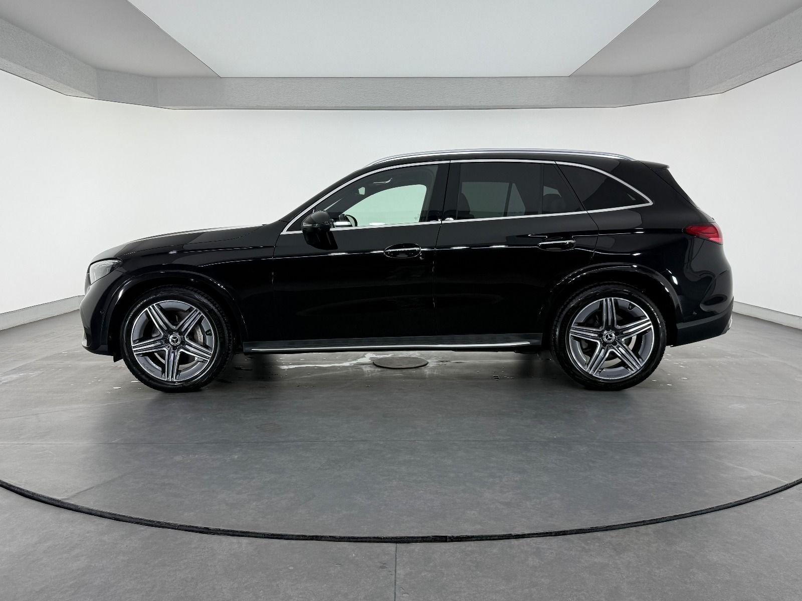 Mercedes-Benz GLC 180 AMG - 2024 - Detay