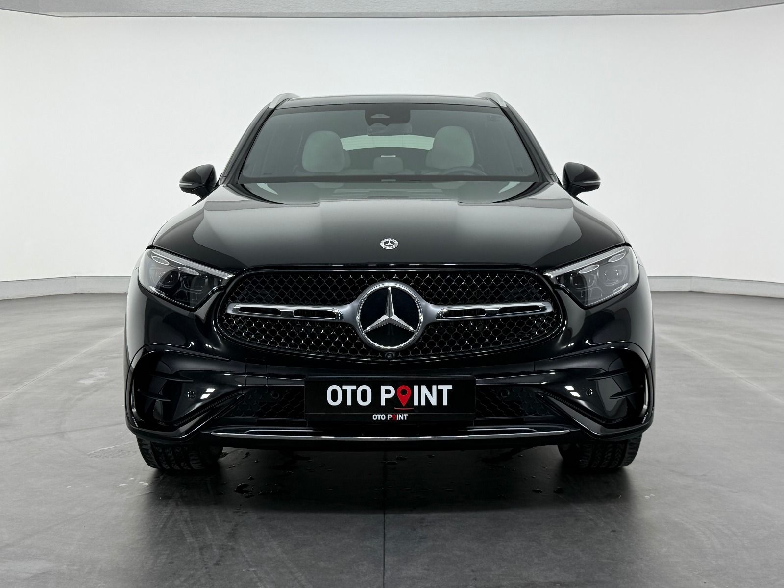 Mercedes-Benz GLC 180 AMG - 2024