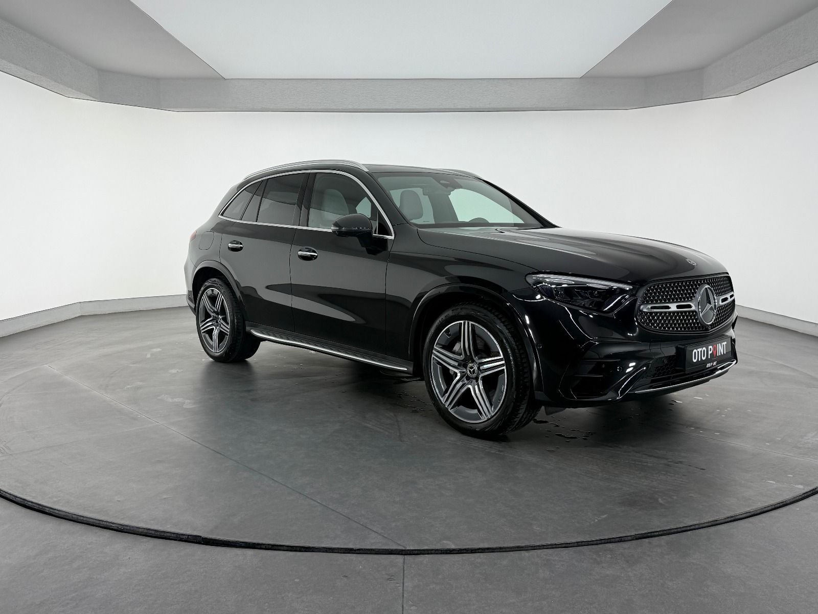 Mercedes-Benz GLC 180 AMG - 2024 - Detay