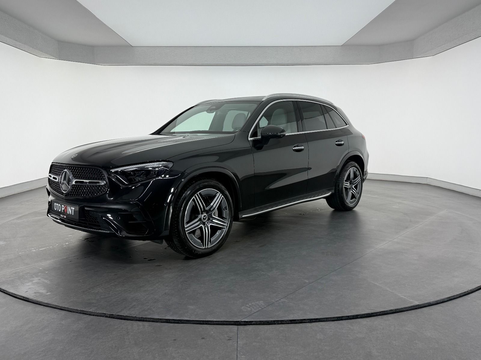 Mercedes-Benz GLC 180 AMG - 2024 - Detay