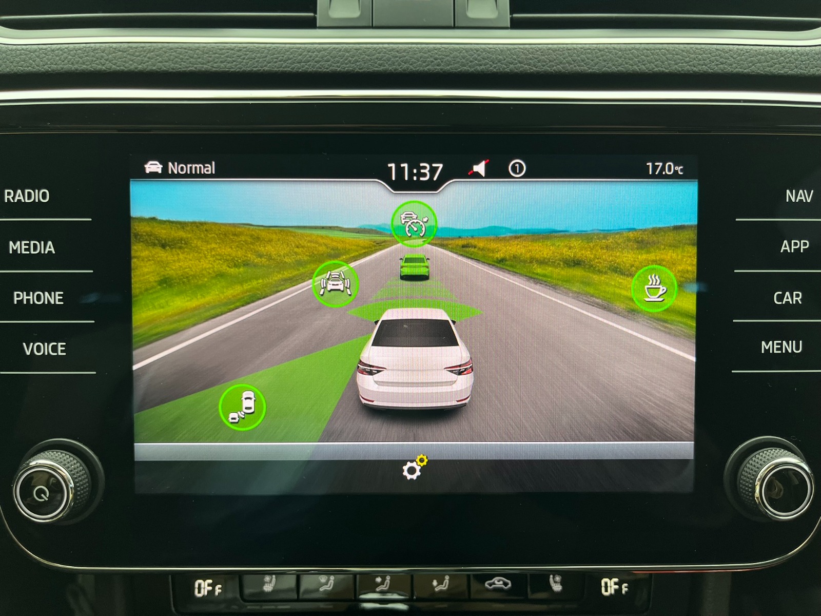 Skoda Superb Sedan 2.0 TDI SCR 4x4 L&K Crystal DSG - 2020 - Detay