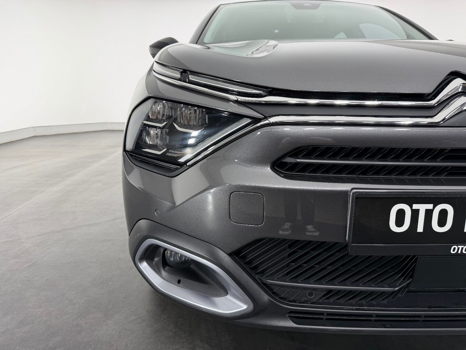 Citroen C4 X 1.2 Puretech Shine EAT8 - 2023 - Detay