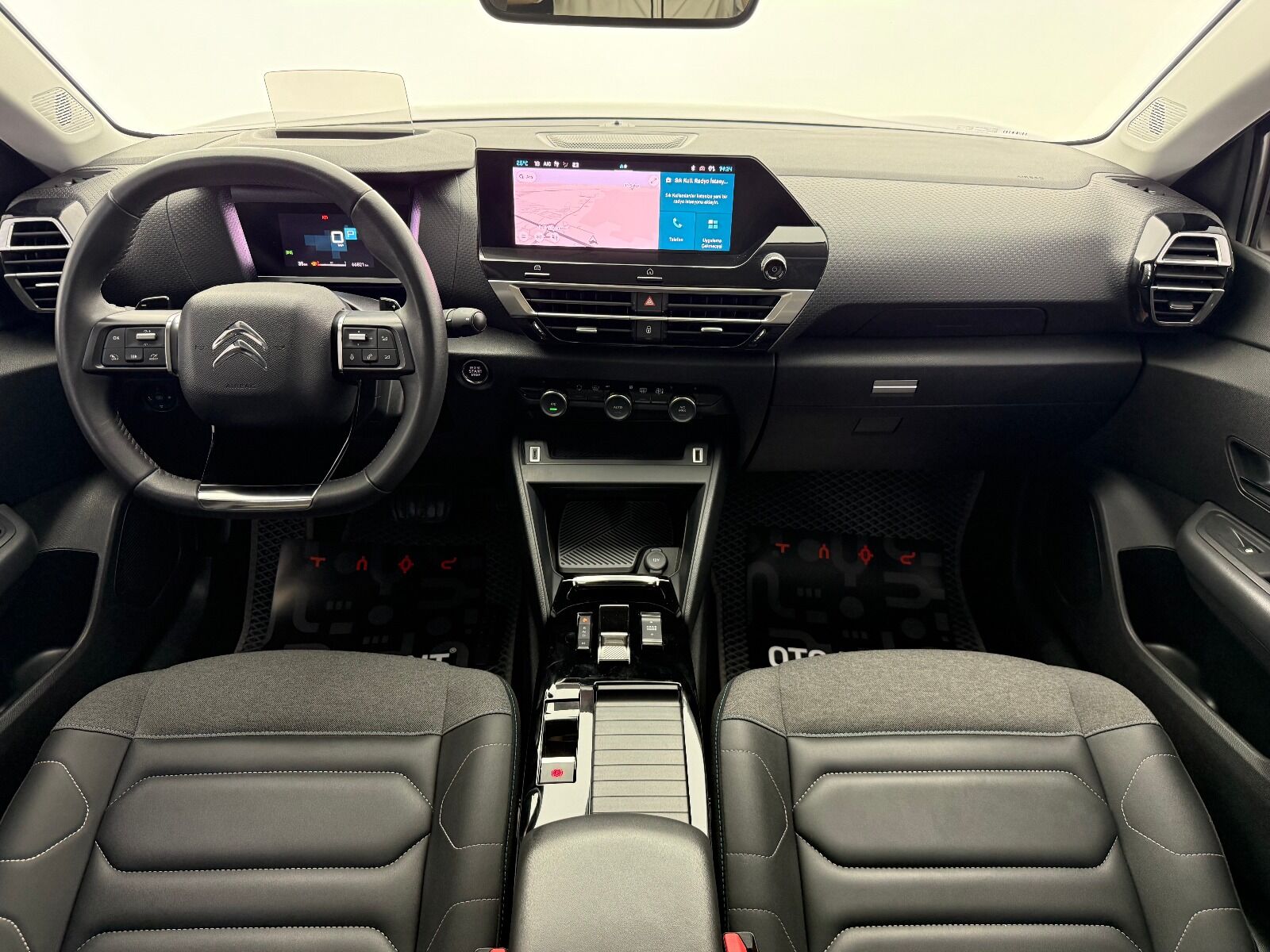 Citroen C4 X 1.2 Puretech Shine EAT8 - 2023 - Detay