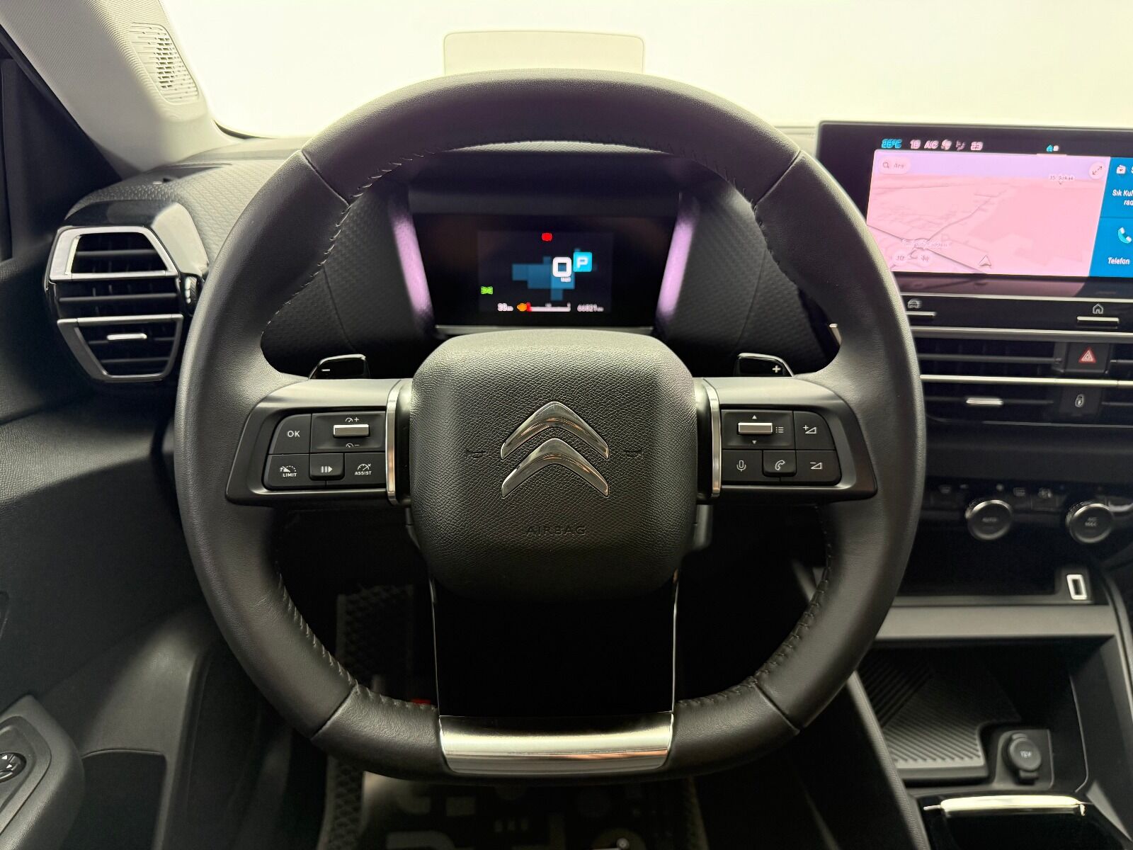 Citroen C4 X 1.2 Puretech Shine EAT8 - 2023 - Detay