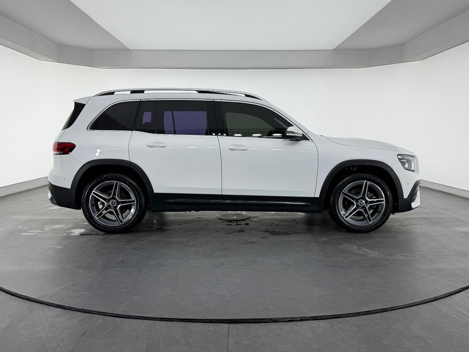 Mercedes-Benz GLB 200 AMG+ 4Matic DCT - 2023 - Detay