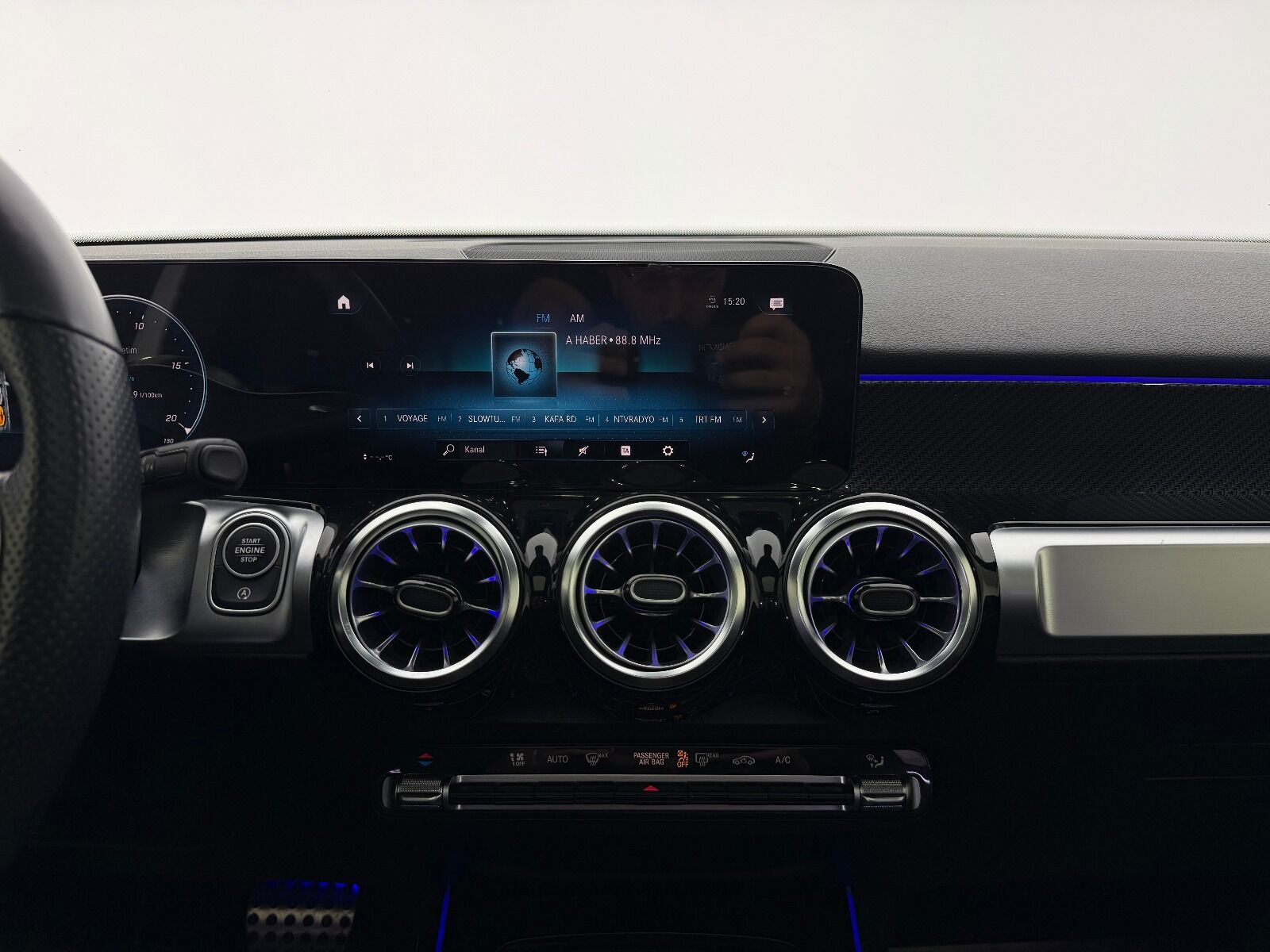 Mercedes-Benz GLB 200 AMG+ 4Matic DCT - 2023 - Detay