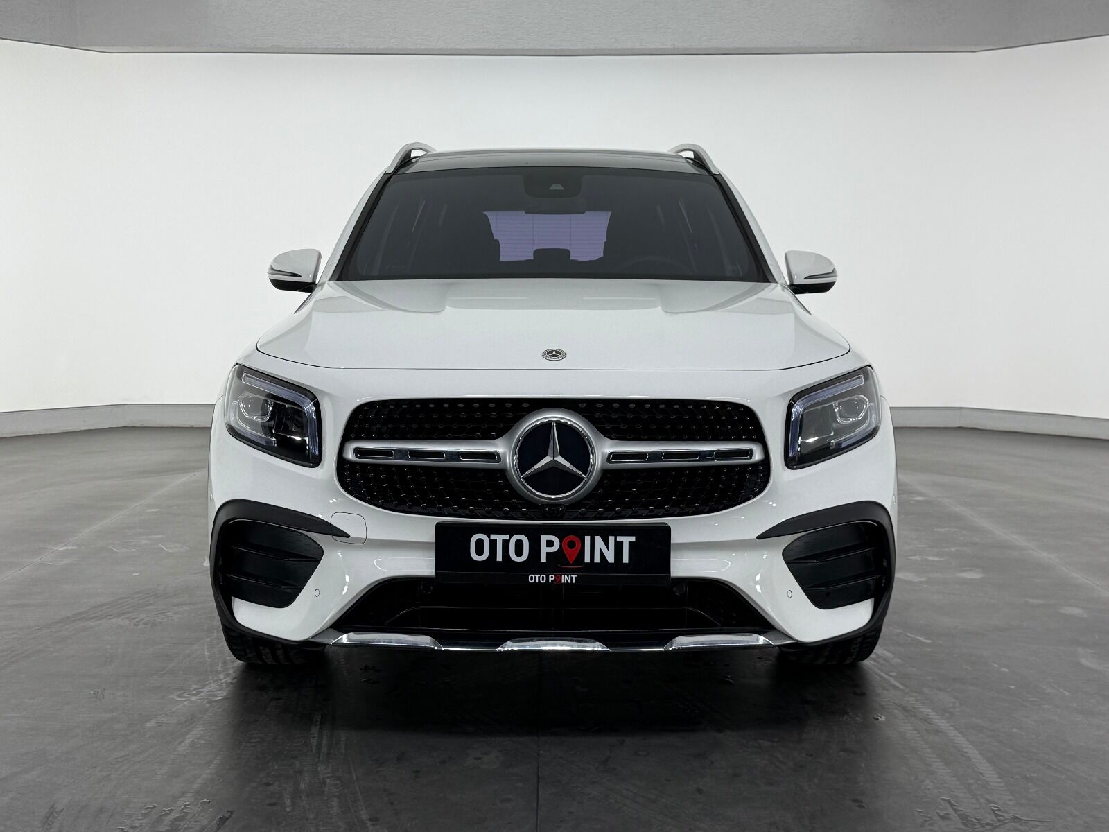 Mercedes-Benz GLB 200 AMG+ 4Matic DCT - 2023