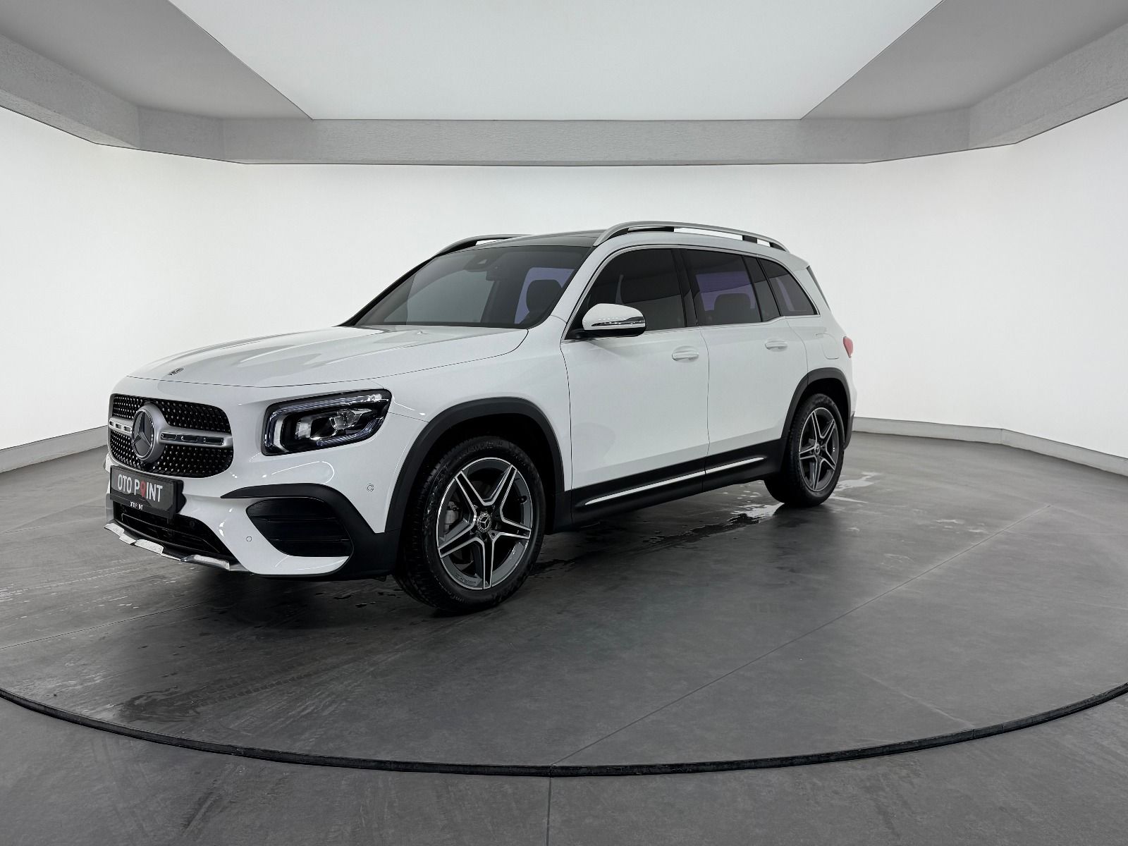 Mercedes-Benz GLB 200 AMG+ 4Matic DCT - 2023 - Detay