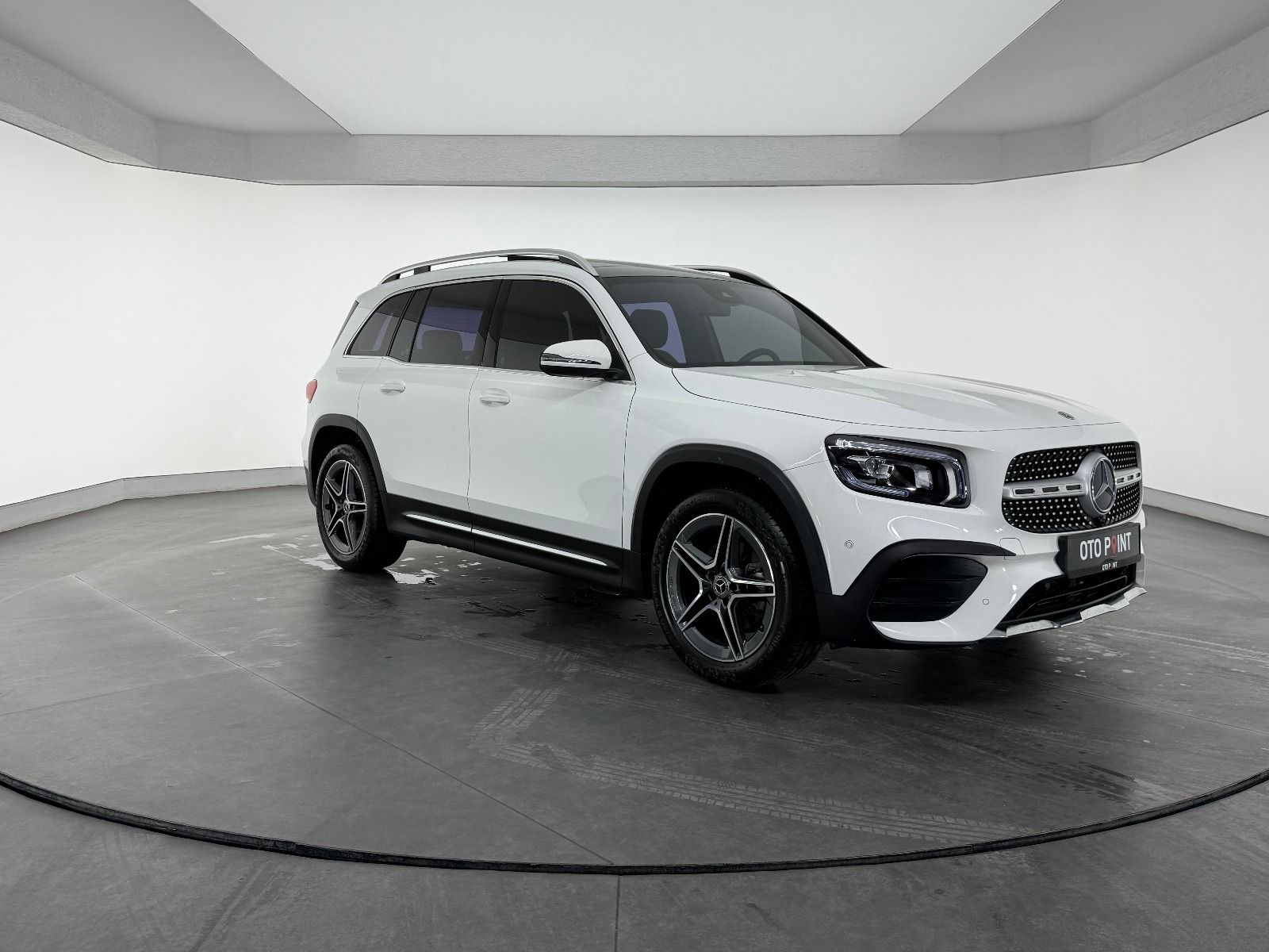 Mercedes-Benz GLB 200 AMG+ 4Matic DCT - 2023 - Detay