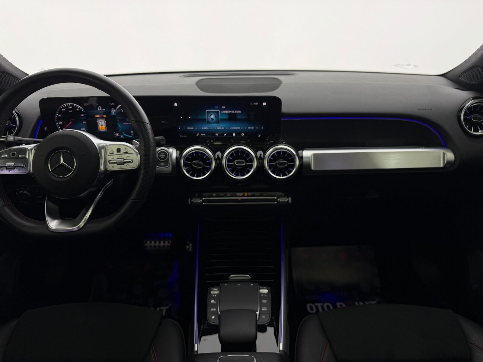 Mercedes-Benz GLB 200 AMG+ 4Matic DCT - 2023 - Detay