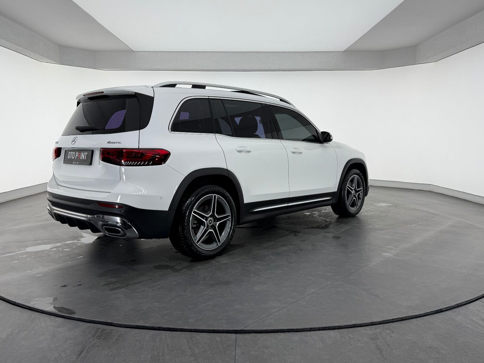 Mercedes-Benz GLB 200 AMG+ 4Matic DCT - 2023 - Detay