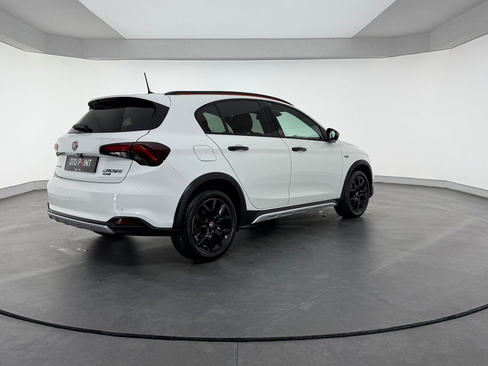 Fiat Egea Cross 1.6 MultiJet Limited GSR DCT TRCN+ - 2026 - Detay