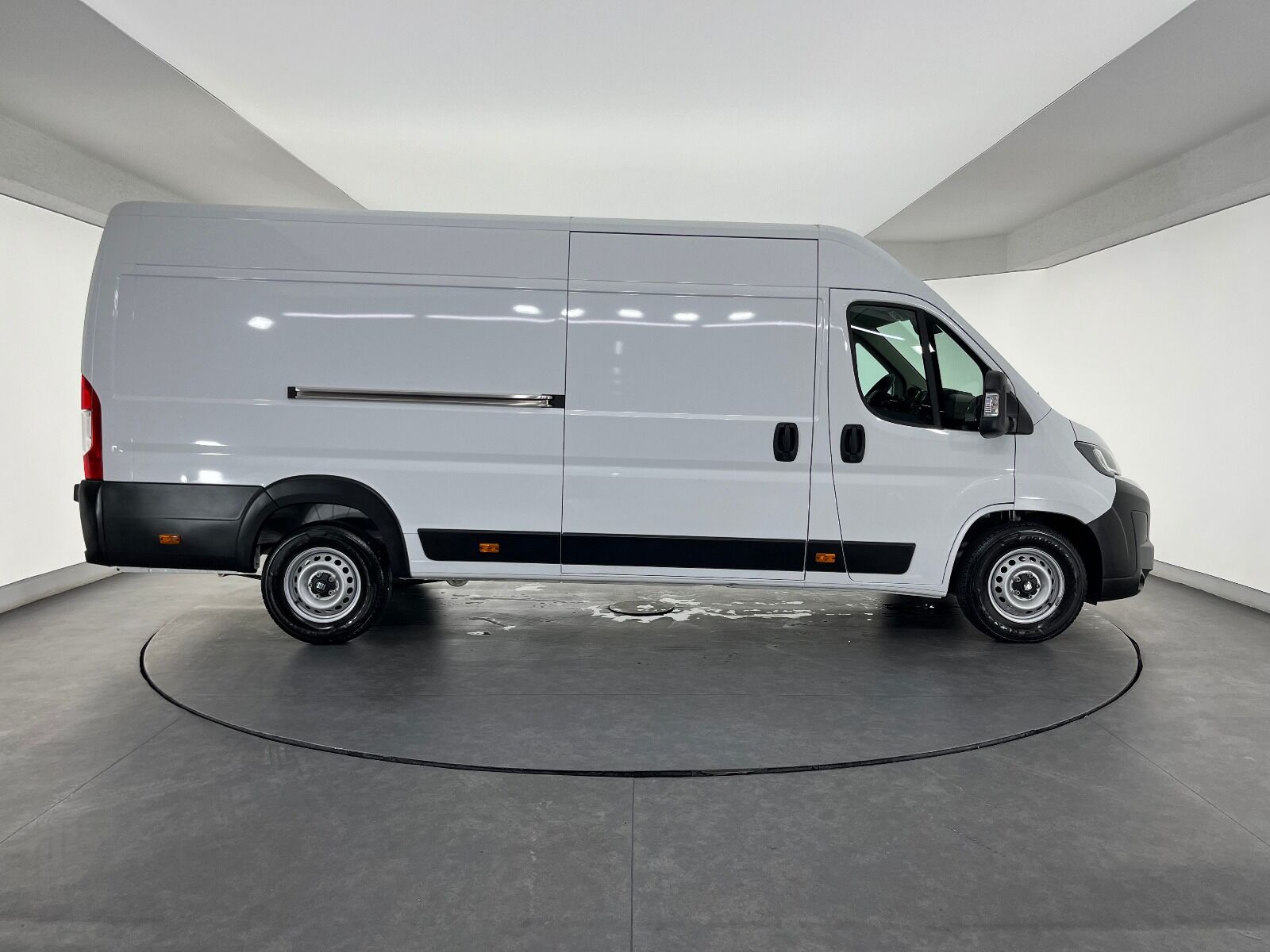 Fiat Ducato 2.2 MultiJet Maxi 15m3 S2 - 2025 - Detay