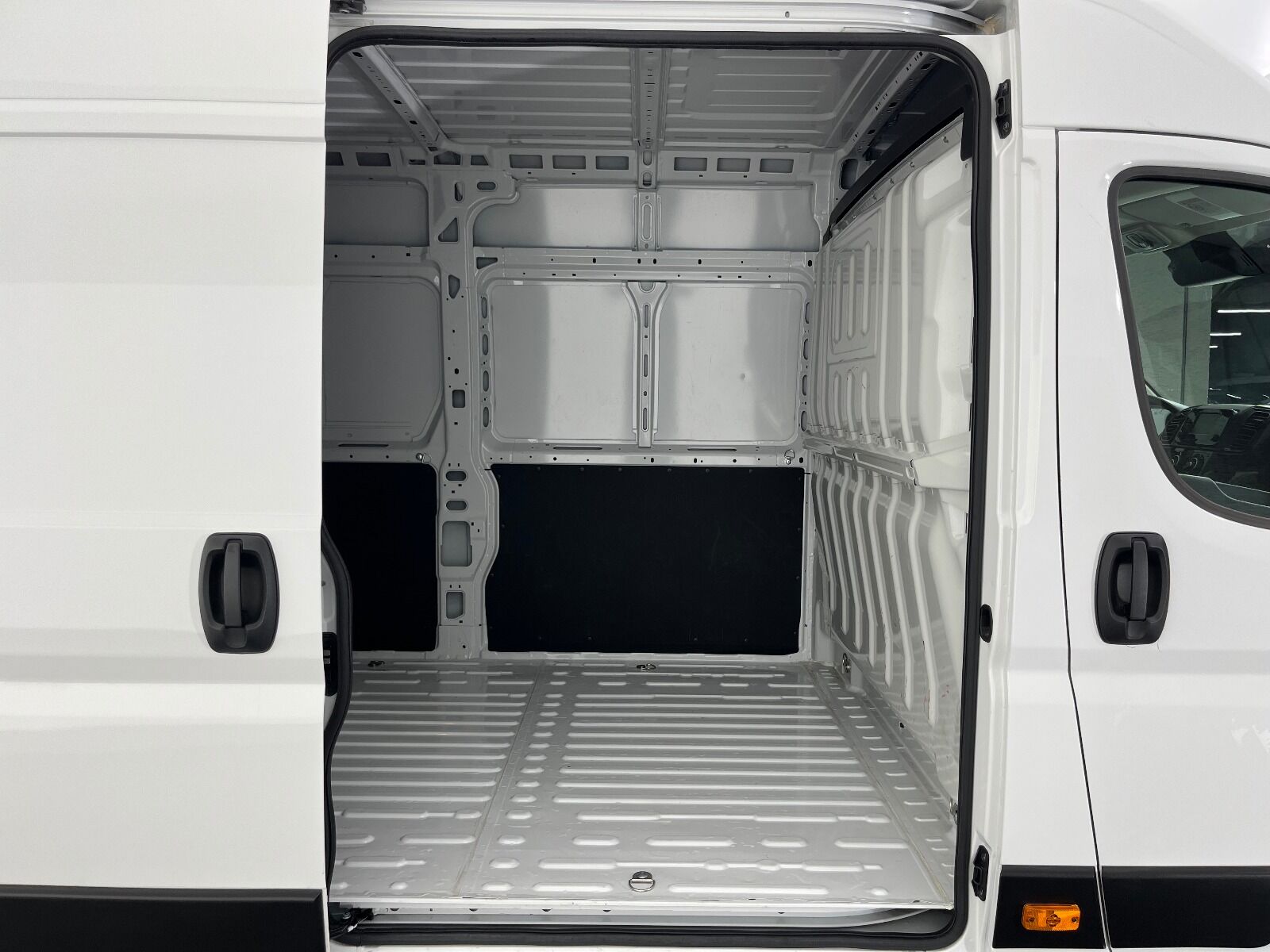 Fiat Ducato 2.2 MultiJet Maxi 15m3 S2 - 2025 - Detay