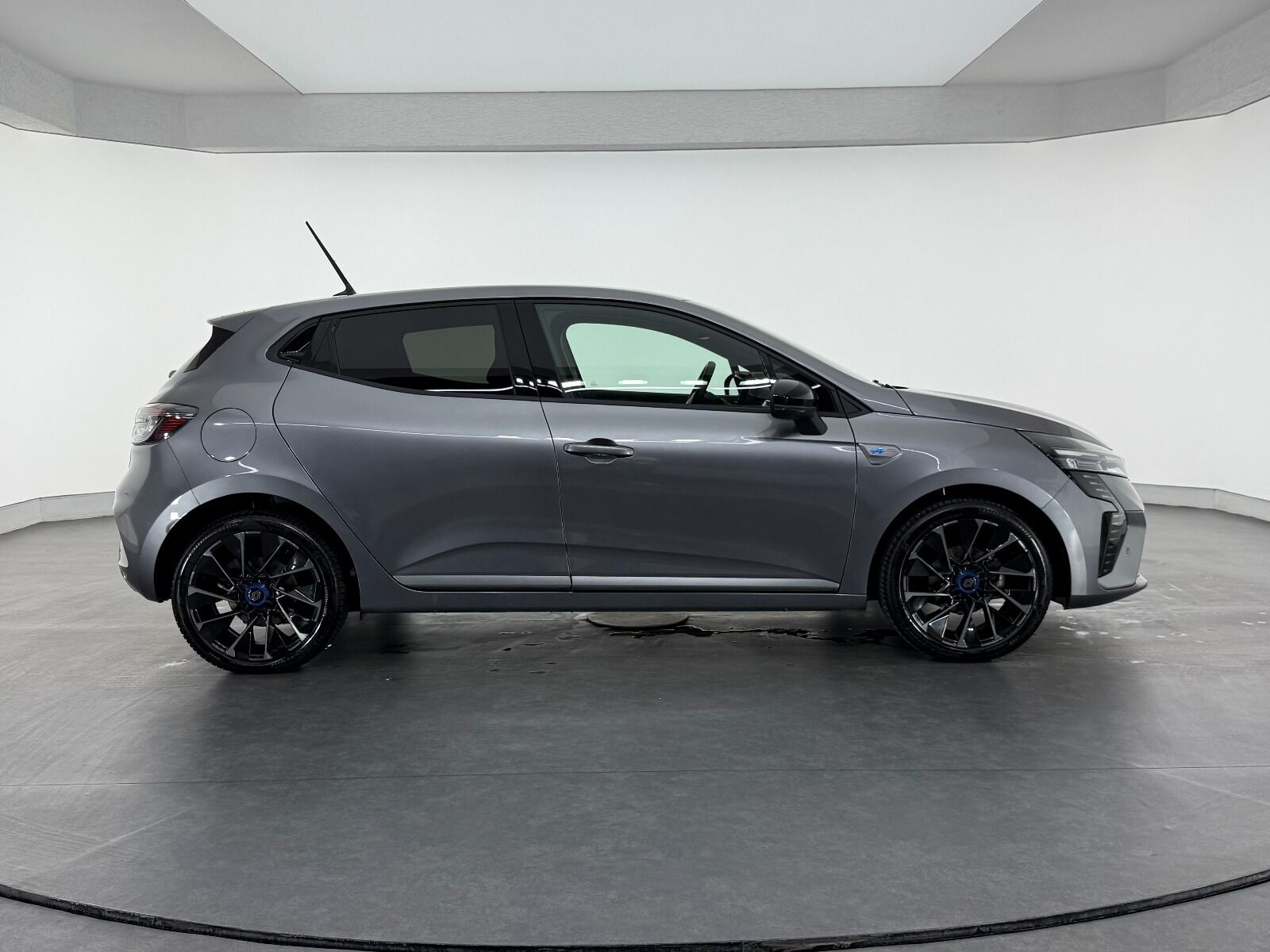 Renault Clio 1.0 TCE Techno Esprit Alpine X-Tronic - 2025 - Detay