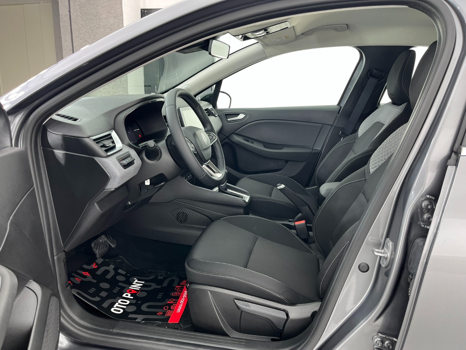 Renault Clio Hatchback 1.0 TCe Evolution X-Tronic - 2025 - Detay