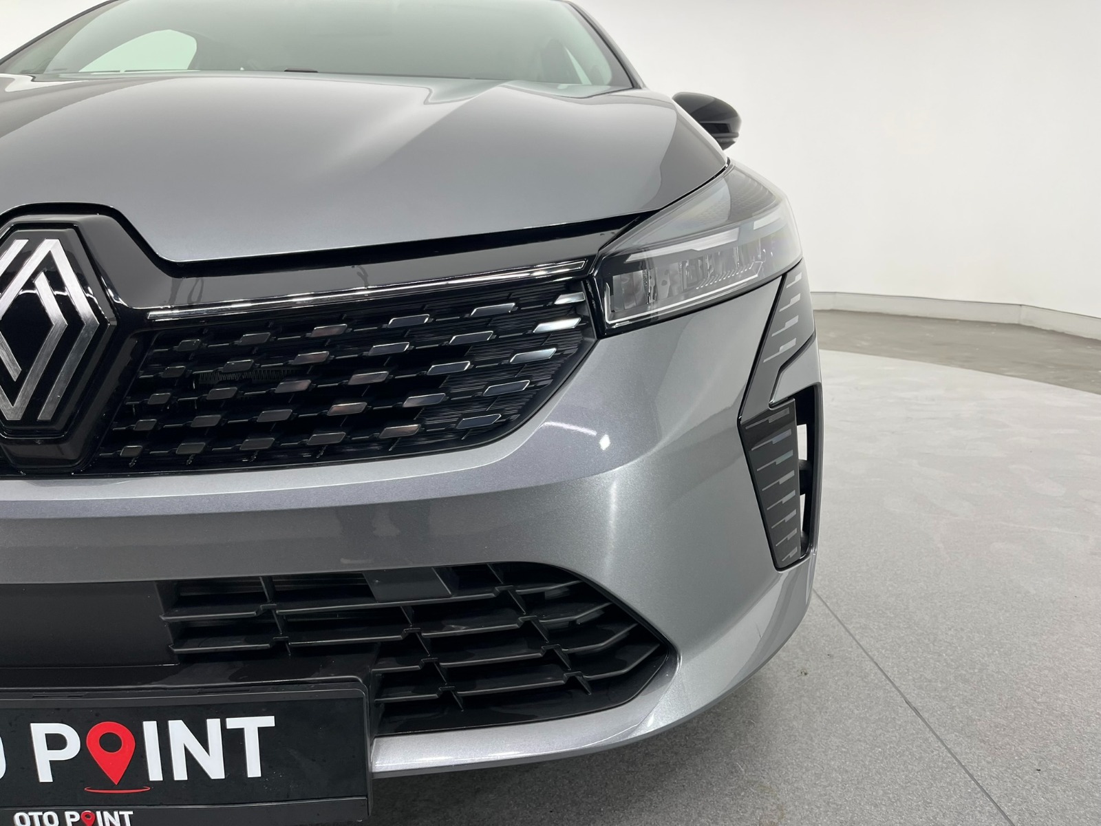 Renault Clio Hatchback 1.0 TCe Evolution X-Tronic - 2025 - Detay