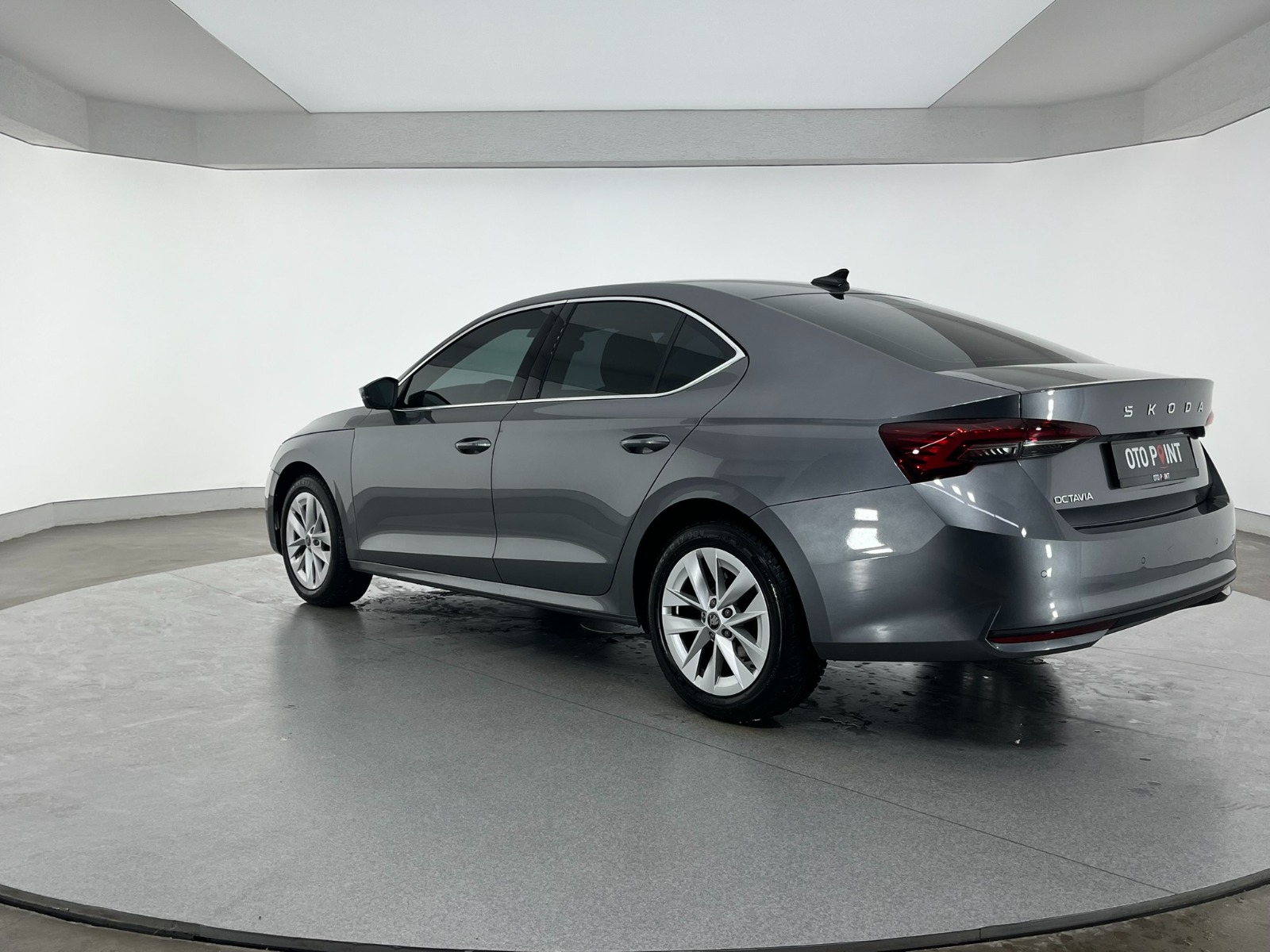 Skoda Octavia Sedan 1.5 TSI mHEV Premium DSG - 2025 - Detay