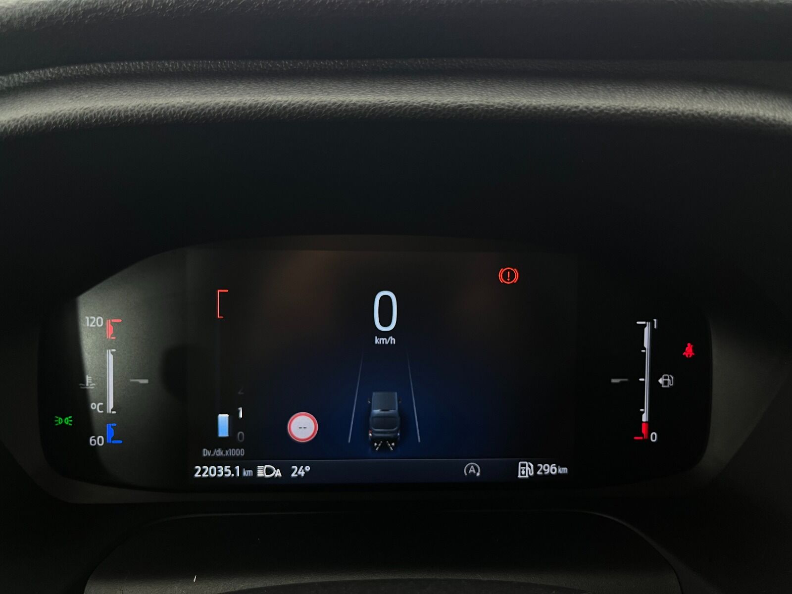 Ford Transit 2.0 EcoBlue 440 E Deluxe UPG - 2024 - Detay