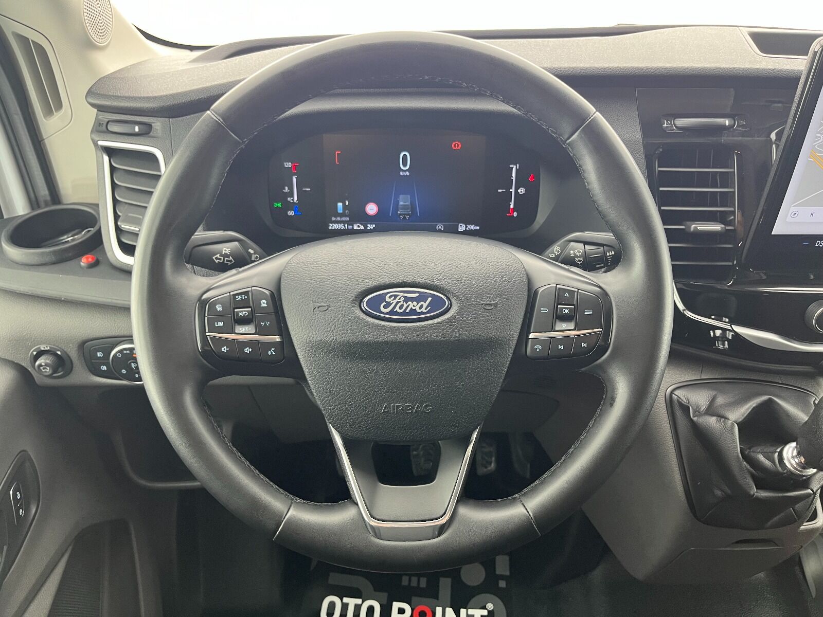 Ford Transit 2.0 EcoBlue 440 E Deluxe UPG - 2024 - Detay