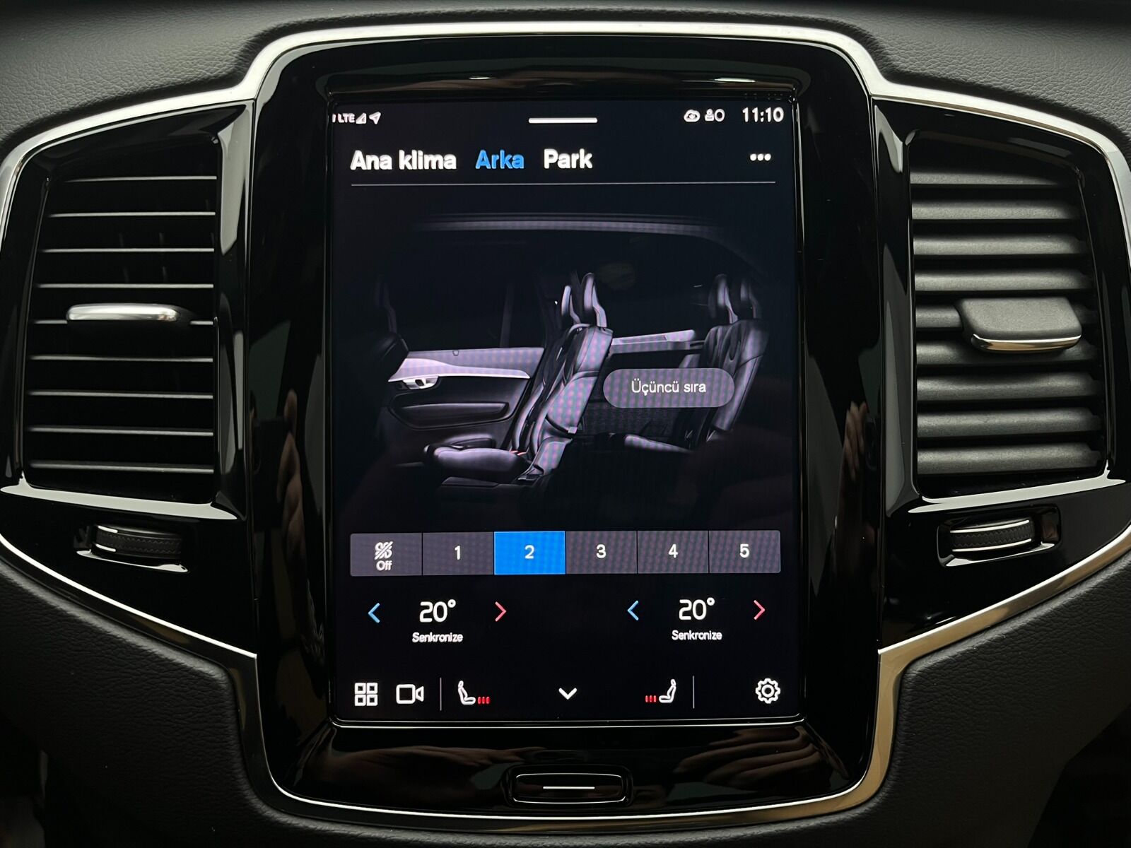 Volvo XC90 SUV 2.0 D B5 MHEV AWD Plus Bright Geartronic - 2024 - Detay