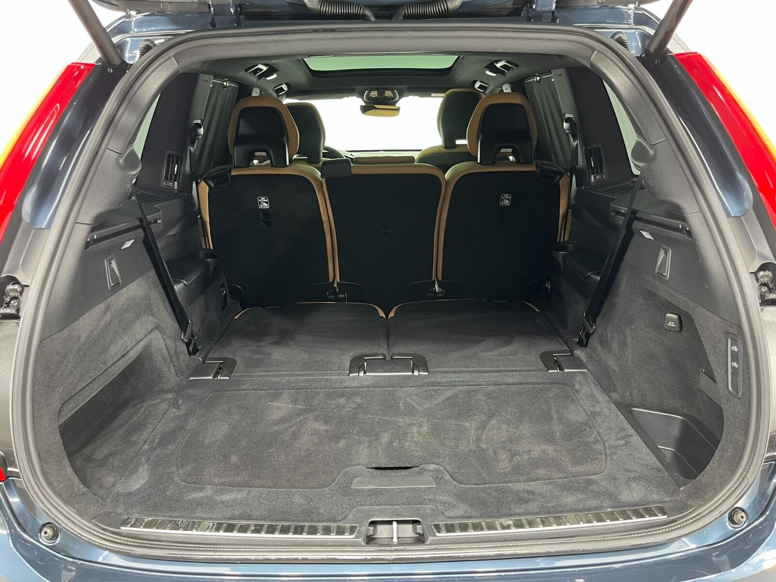 Volvo XC90 SUV 2.0 D B5 MHEV AWD Plus Bright Geartronic - 2024 - Detay