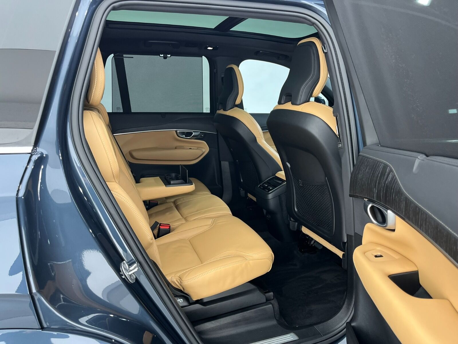 Volvo XC90 SUV 2.0 D B5 MHEV AWD Plus Bright Geartronic - 2024 - Detay