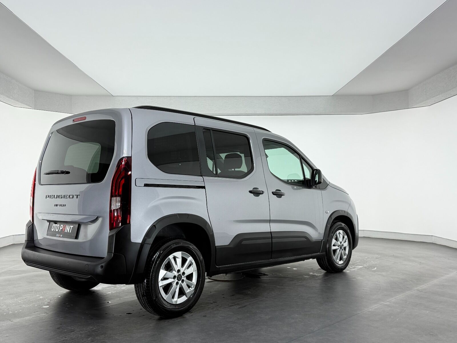 Peugeot Rifter 1.5 BlueHDI Allure EAT8 - 2026 - Detay