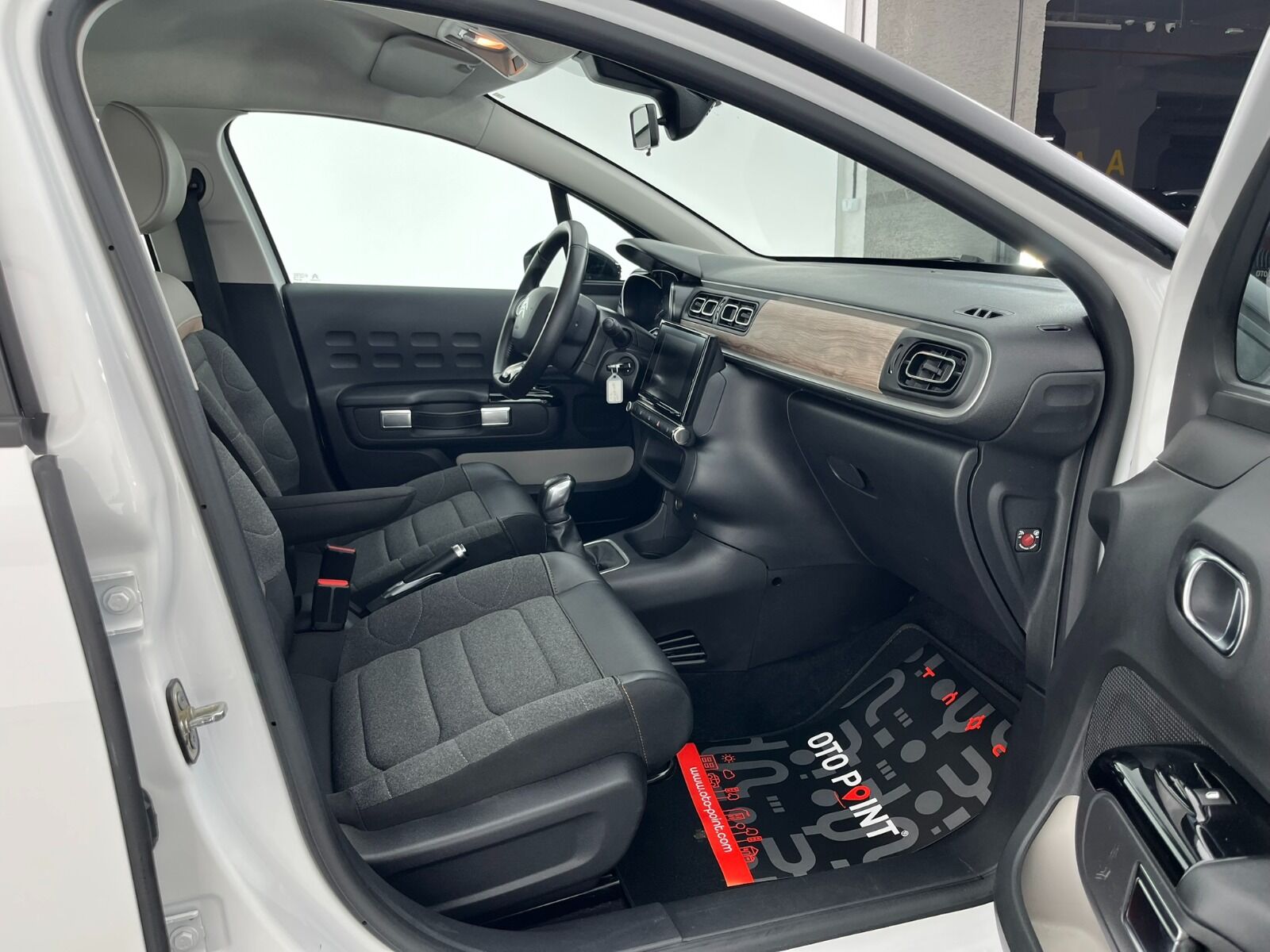 Citroen C3 1.2 PureTech Feel Bold - 2024 - Detay