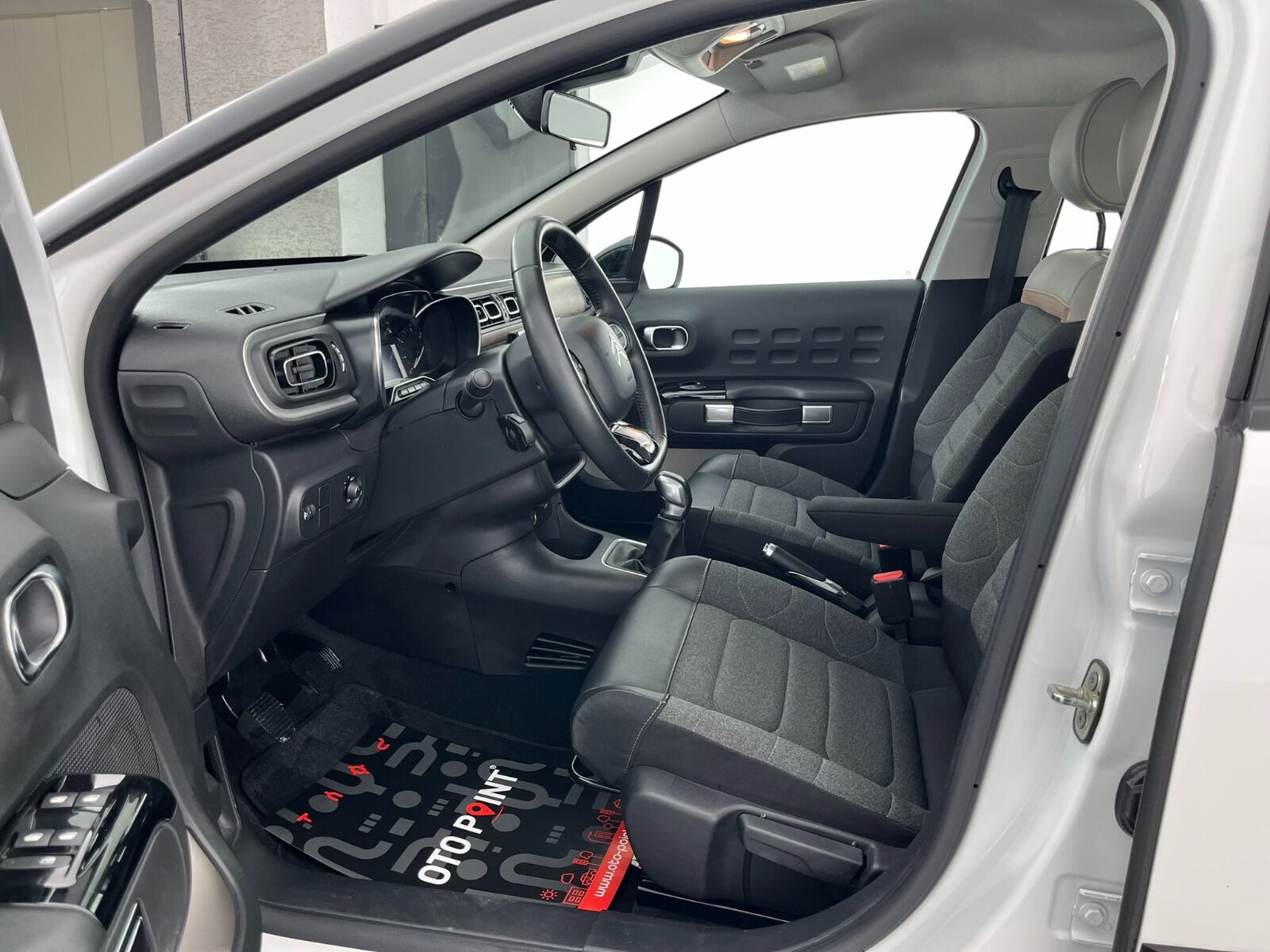 Citroen C3 1.2 PureTech Feel Bold - 2024 - Detay