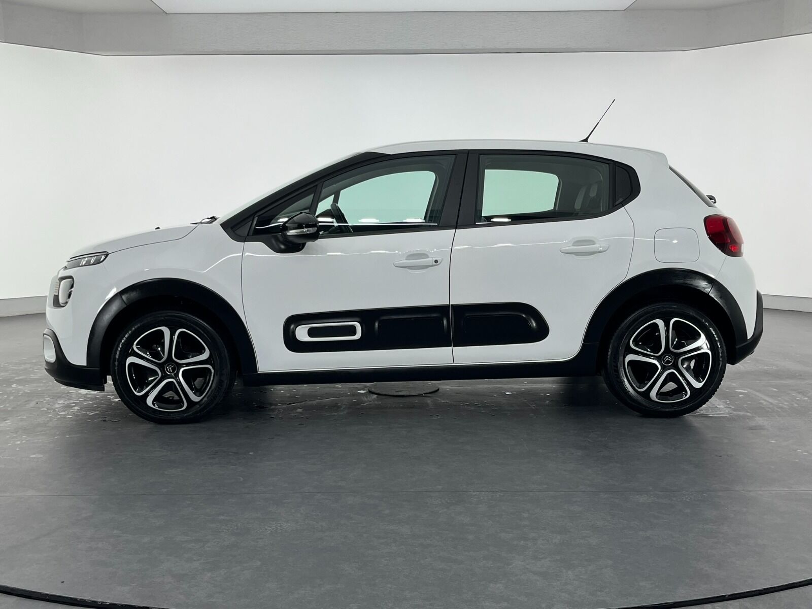 Citroen C3 1.2 PureTech Feel Bold - 2024 - Detay