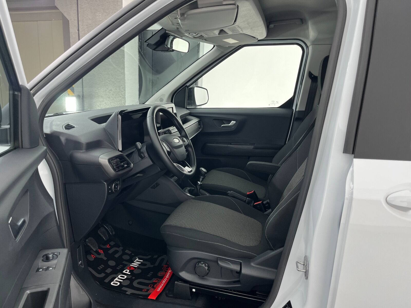 Ford Tourneo Courier Kombi 1.5 EcoBlue Deluxe - 2025 - Detay