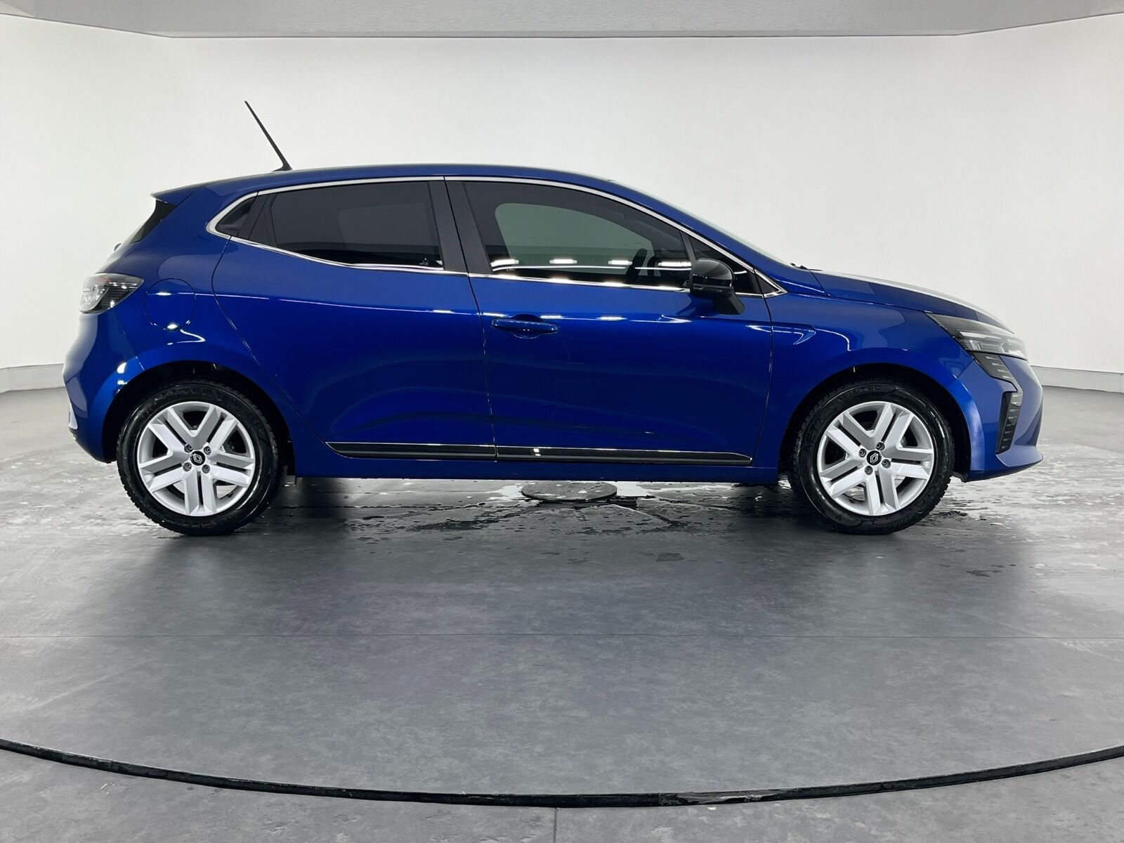 Renault Clio 1.0 TCE Evolution X-Tronic - 2025 - Detay