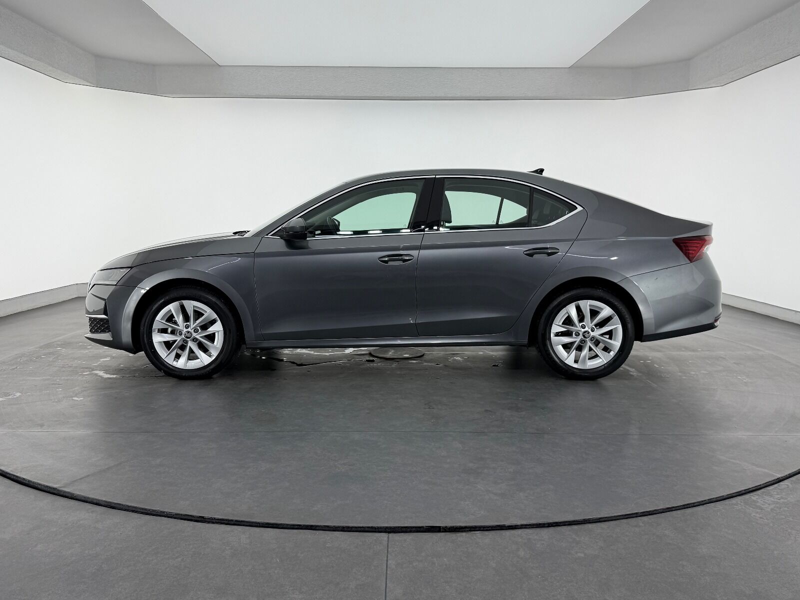 Skoda Octavia 1.5 TSI Mhev Premium DSG - 2025 - Detay