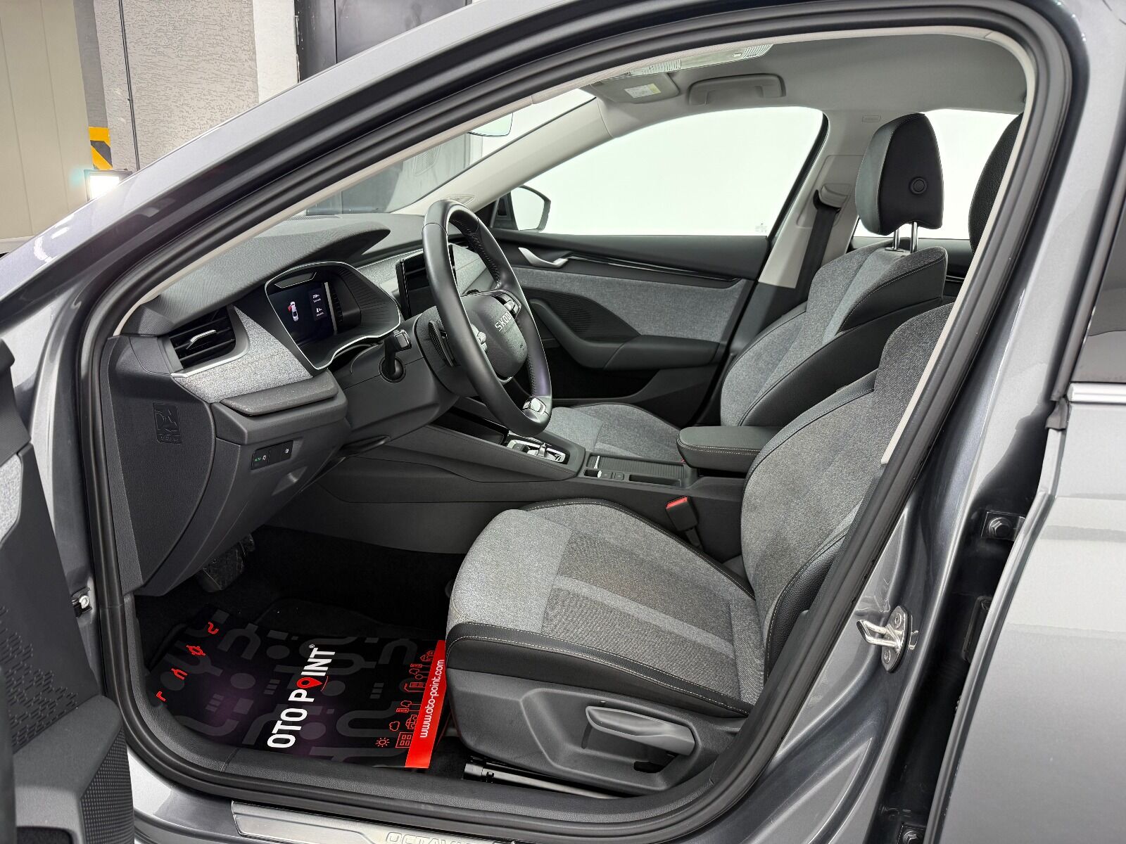 Skoda Octavia 1.5 TSI Mhev Premium DSG - 2025 - Detay
