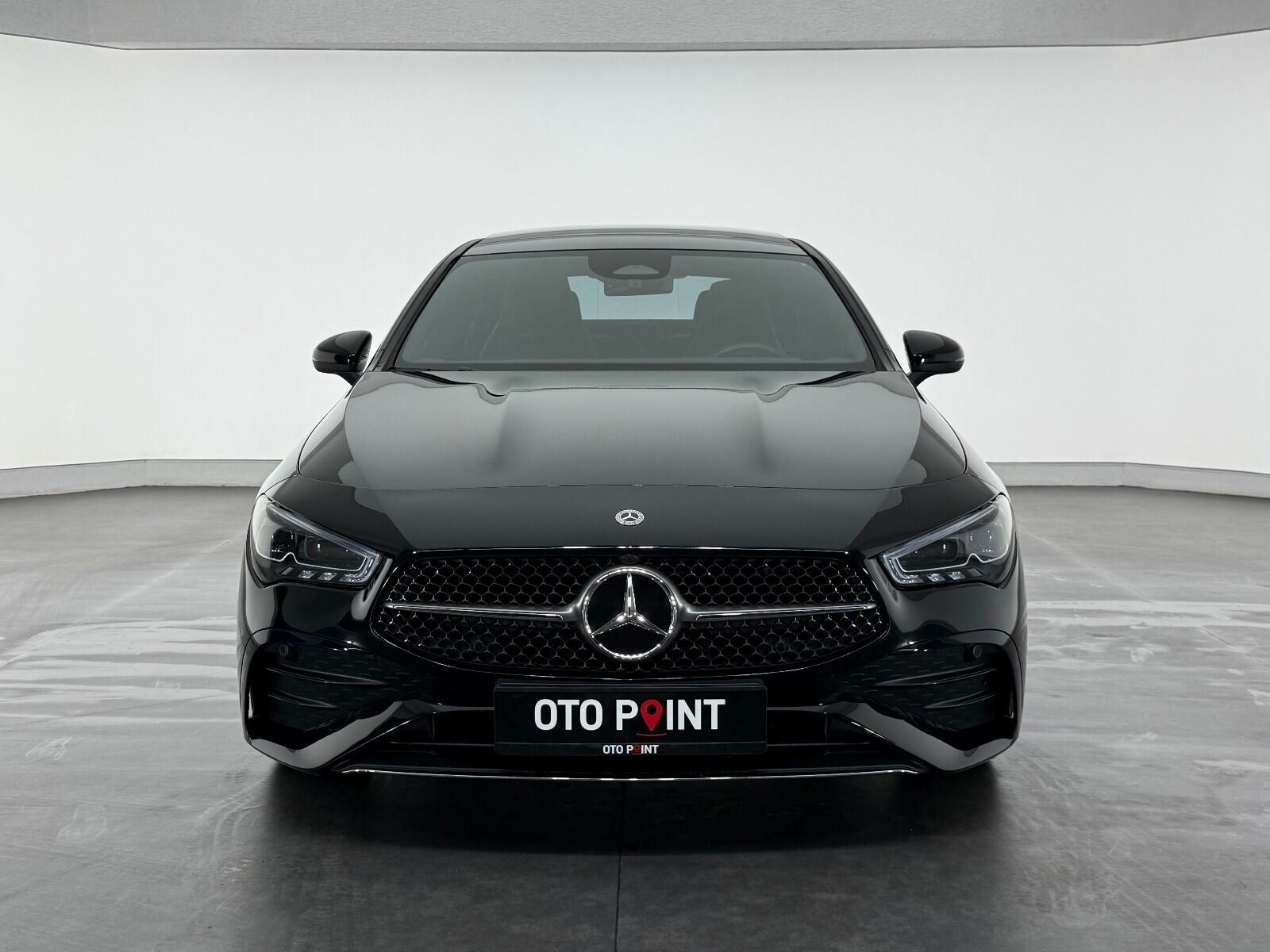 Mercedes-Benz CLA 200 AMG+ - 2023