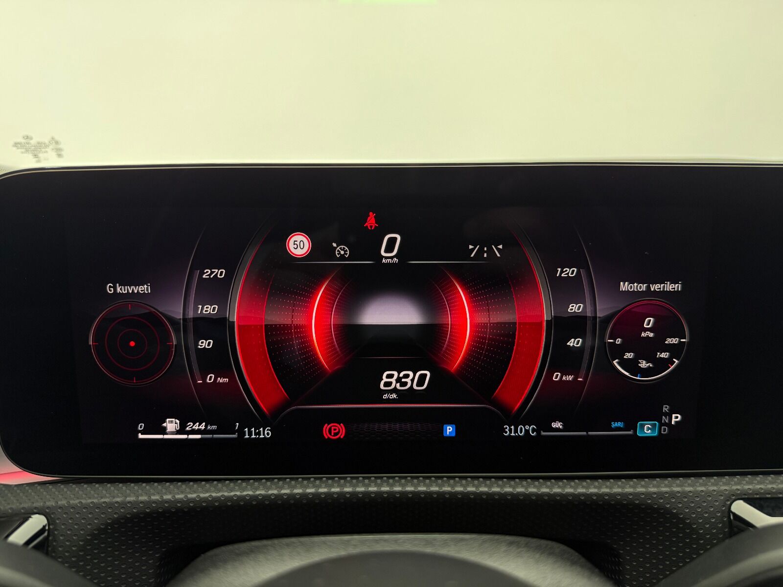 Mercedes-Benz CLA 200 AMG+ - 2023 - Detay