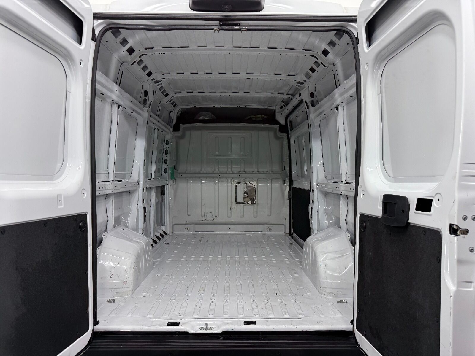 Fiat Ducato 2.2 MultiJet Maxi 11.5m3 S2 - 2025 - Detay