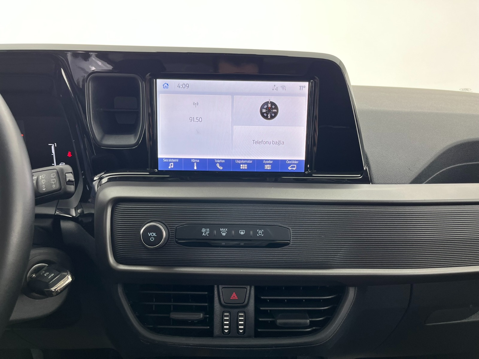 Ford Tourneo Courier Kombi 1.5 EcoBlue Deluxe - 2024 - Detay