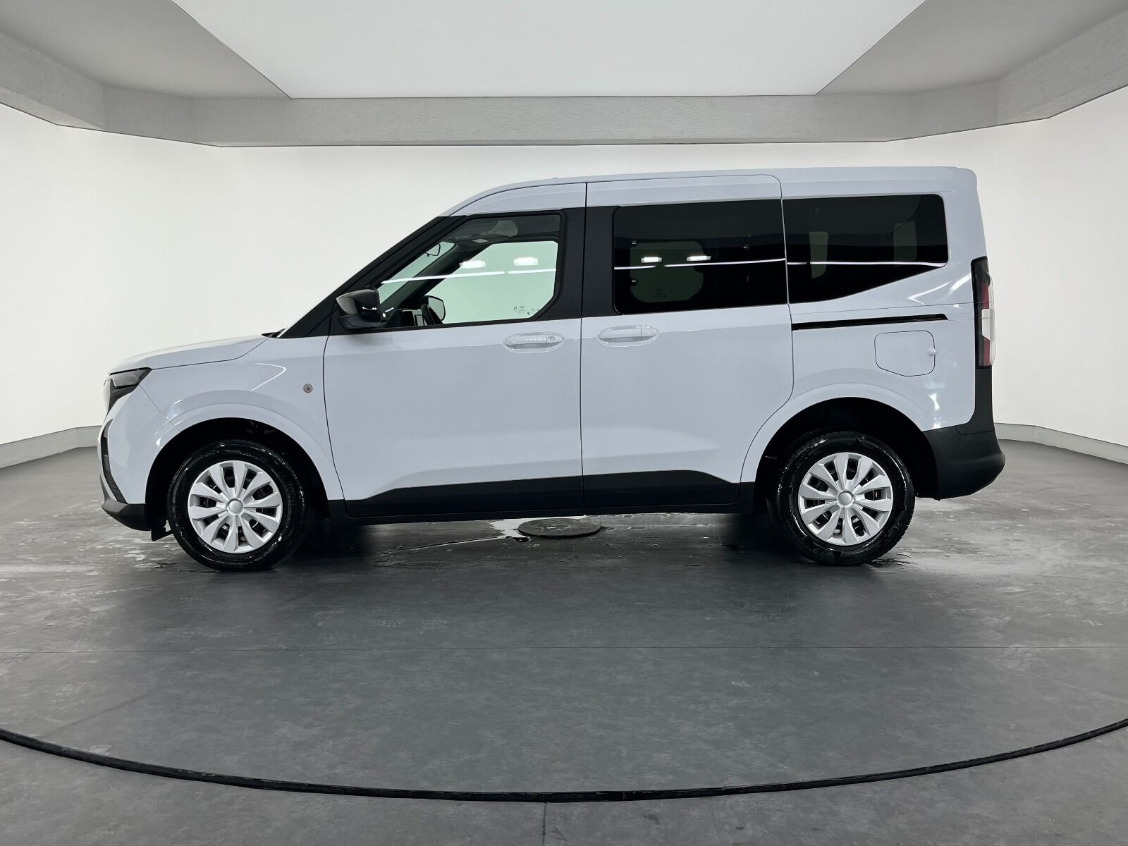 Ford Tourneo Courier Kombi 1.5 EcoBlue Deluxe - 2025 - Detay