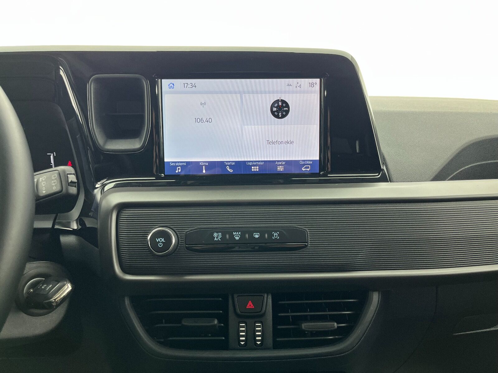 Ford Tourneo Courier Kombi 1.5 EcoBlue Deluxe - 2025 - Detay