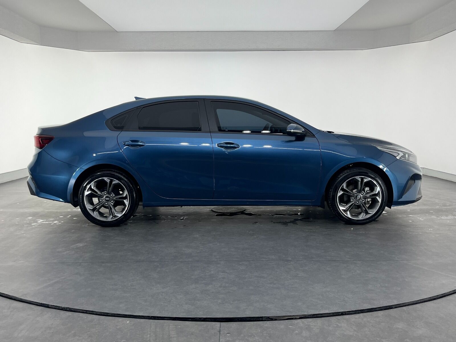 Kia Cerato 1.6L MPI Elegance - 2022 - Detay