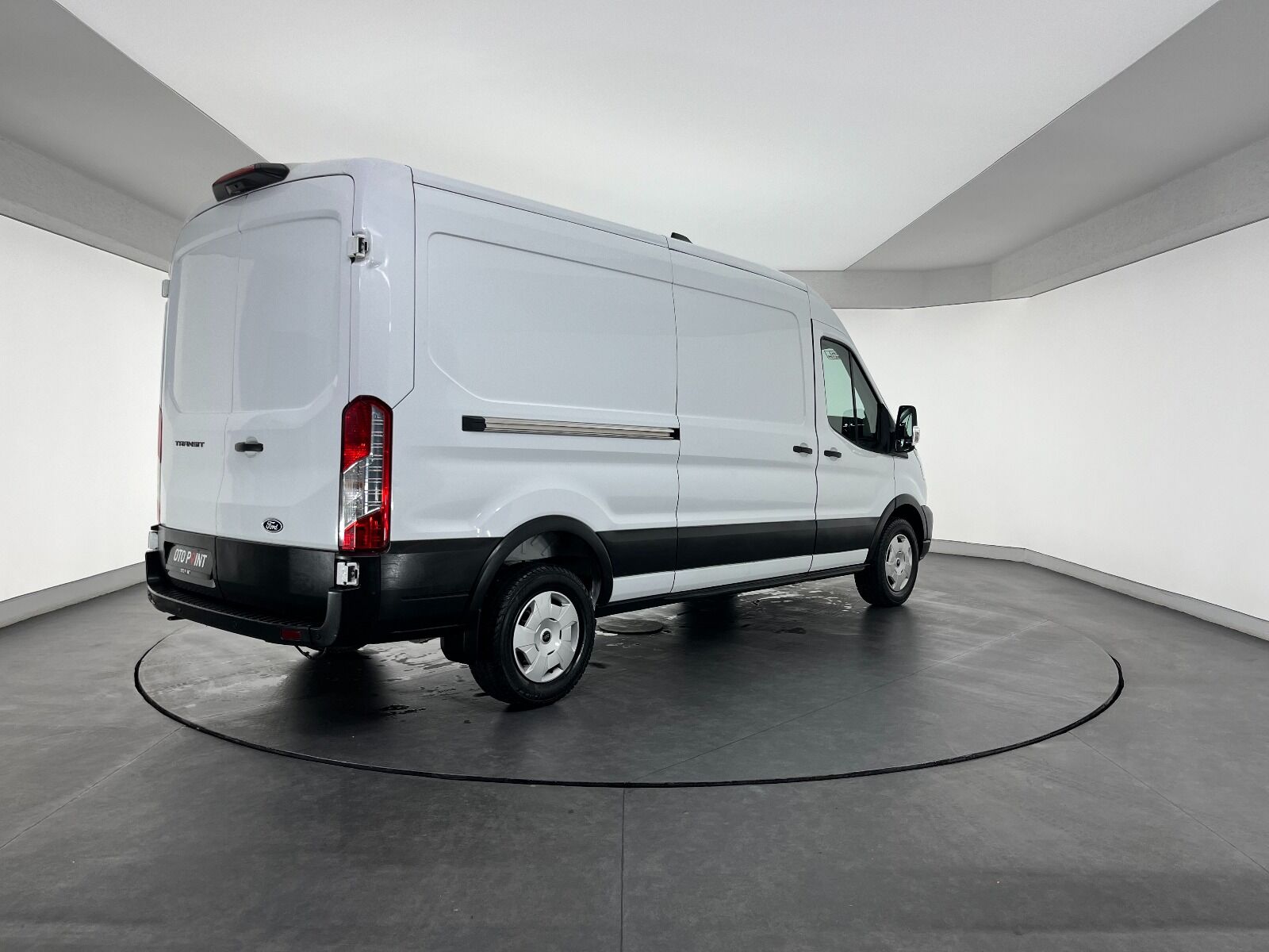Ford Transit 350 L Van 11 M3 165 Uzun Trend - 2024 - Detay