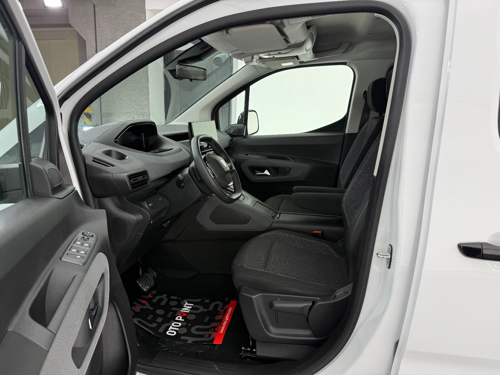 Peugeot Rifter 1.5 BlueHDI Allure EAT8 - 2025 - Detay