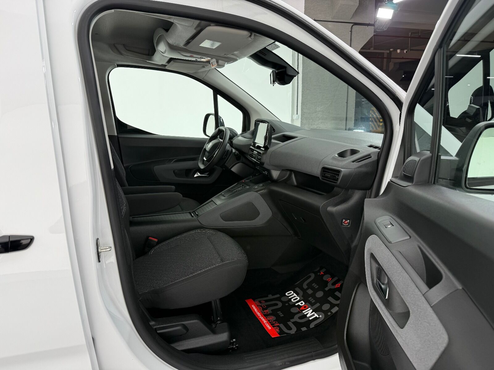 Peugeot Rifter 1.5 BlueHDI Allure EAT8 - 2025 - Detay