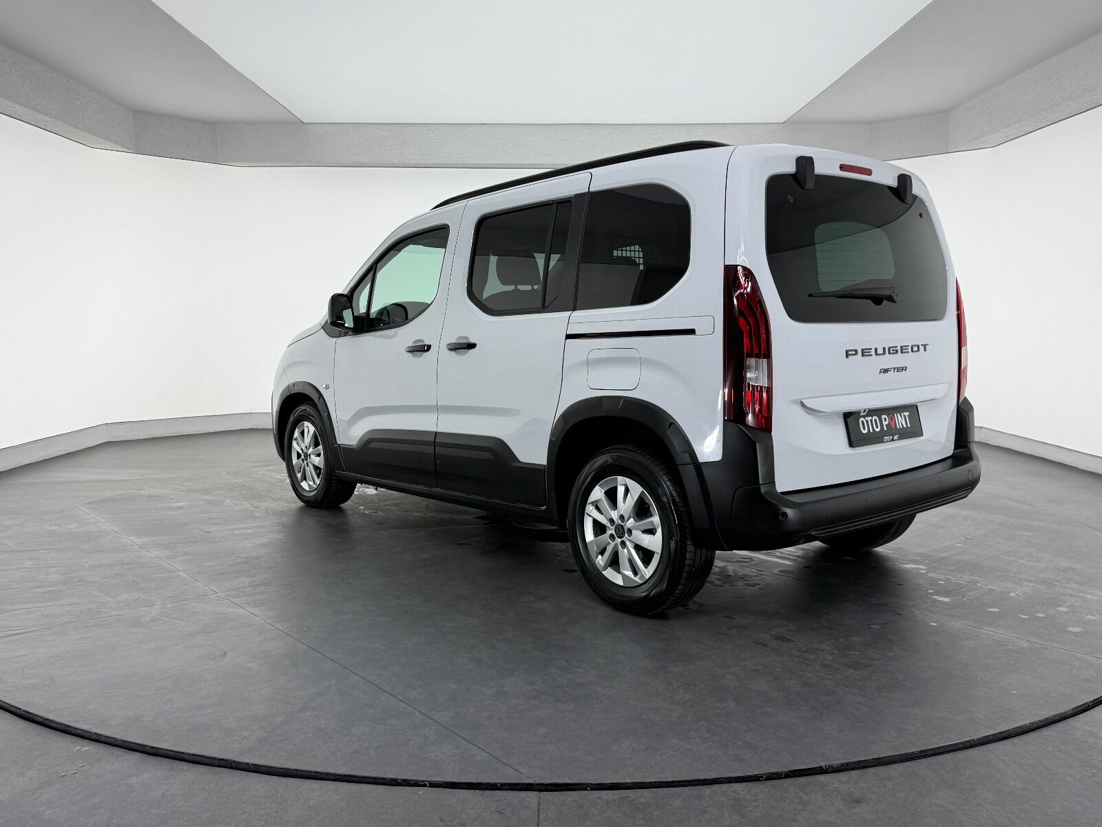 Peugeot Rifter 1.5 BlueHDI Allure EAT8 - 2025 - Detay