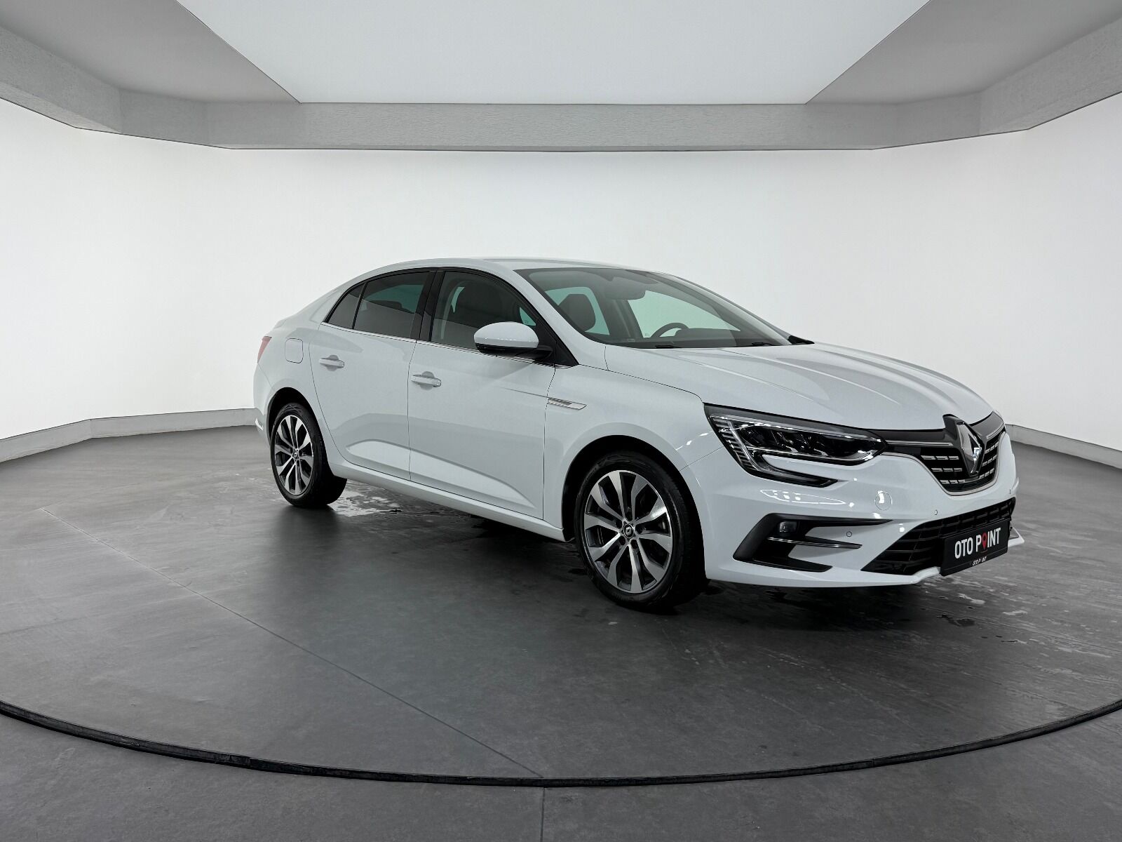 Renault Megane Sedan 1.3 TCe Icon EDC - 2025 - Detay