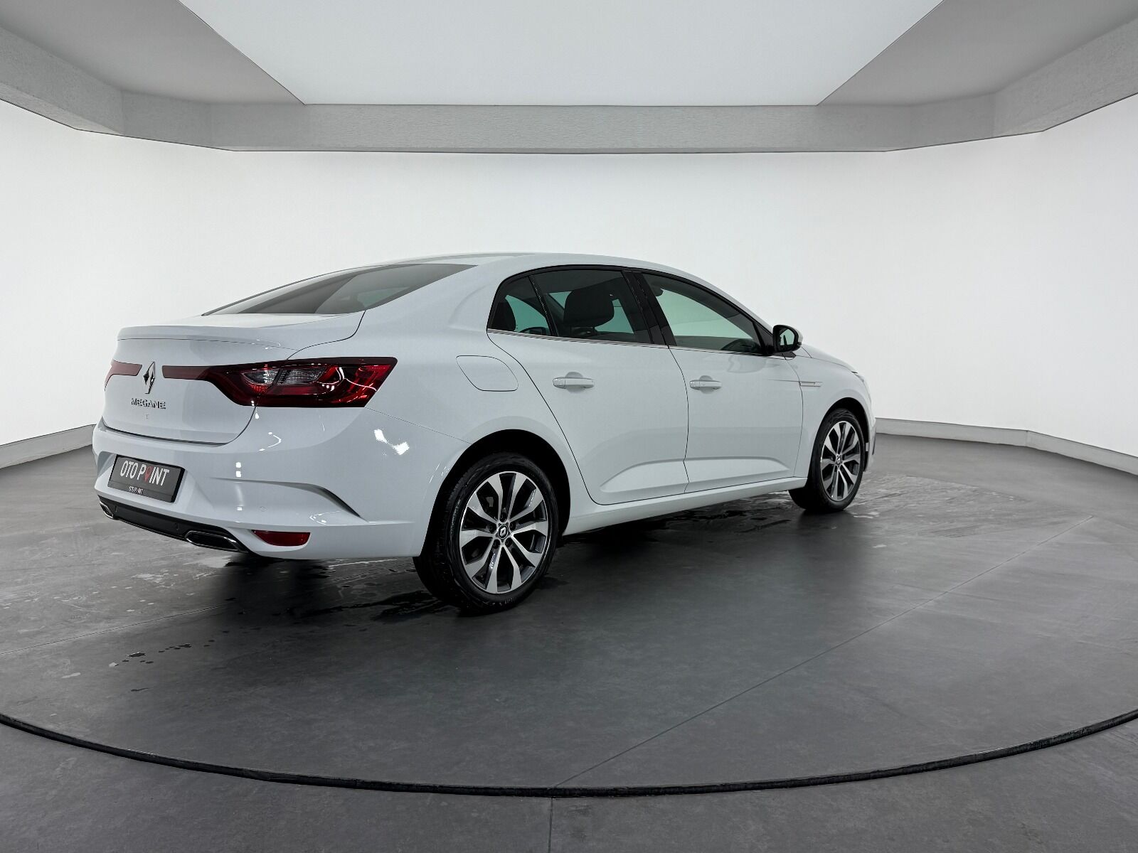 Renault Megane Sedan 1.3 TCe Icon EDC - 2025 - Detay