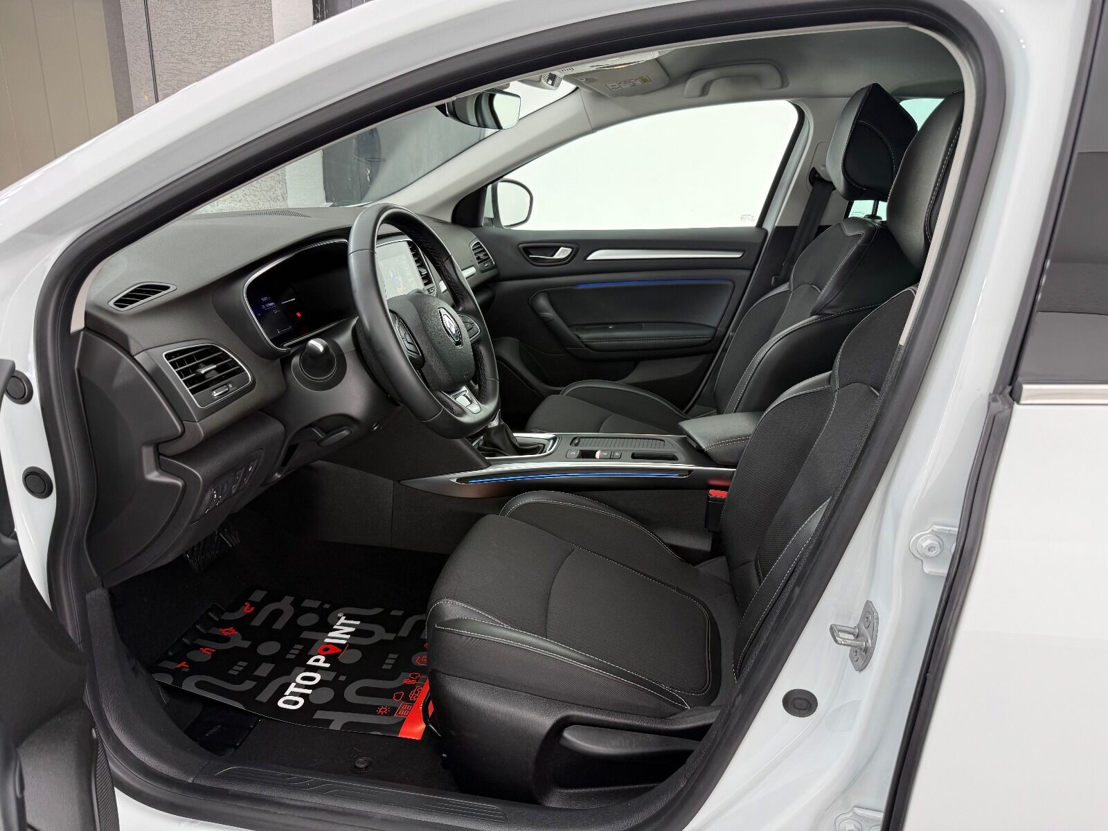 Renault Megane Sedan 1.3 TCe Icon EDC - 2025 - Detay