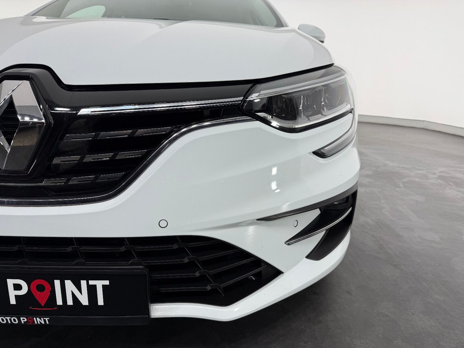 Renault Megane Sedan 1.3 TCe Icon EDC - 2025 - Detay